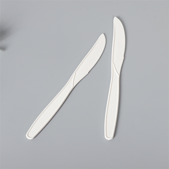 Bio-degradable knife from DisposablesInc.com. The best import service in China. Import your disposable items and products from us. 